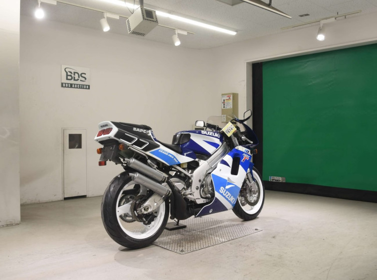 Мотоцикл Suzuki RGV250SP с пробегом 503 km