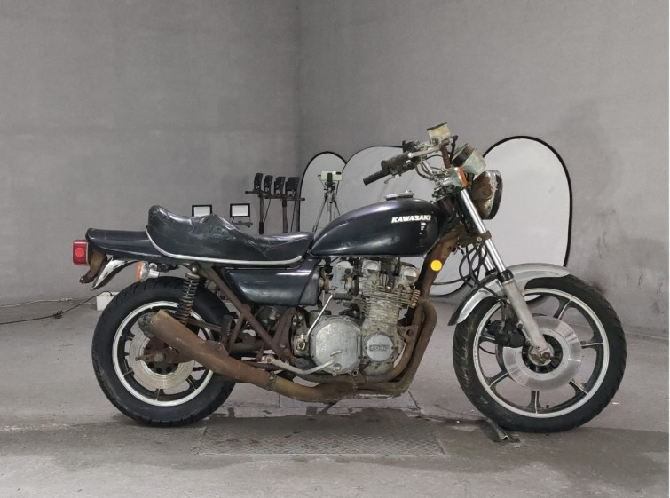 Мотоцикл Kawasaki Z1000LTD с пробегом 28057 m
