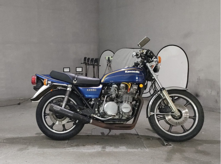Мотоцикл Kawasaki Z650 з пробігом 18128 km