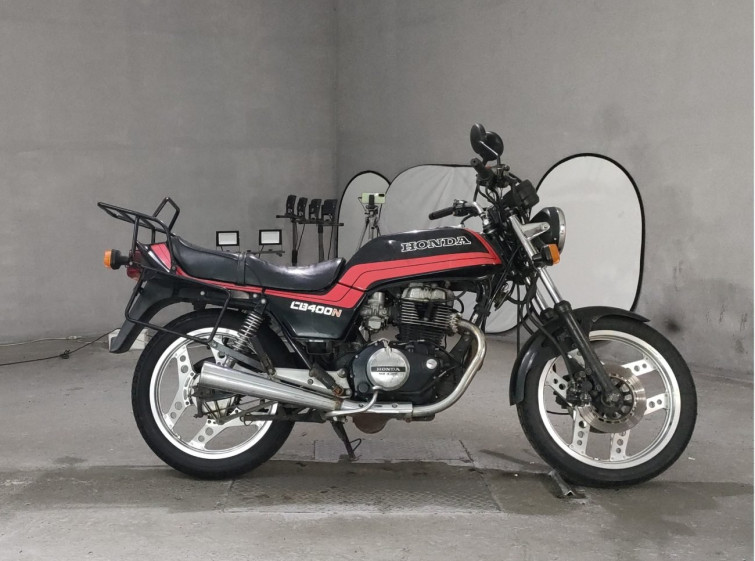 Мотоцикл Honda CB400N с пробегом 35446 km