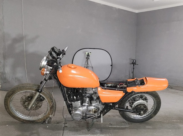 Мотоцикл Kawasaki Z1000 с пробегом 28504 m