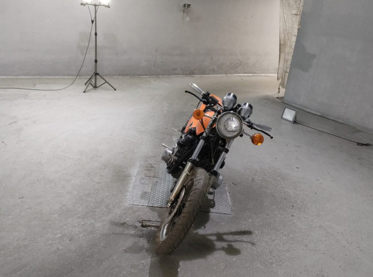 Мотоцикл Kawasaki Z1000 с пробегом 28504 m