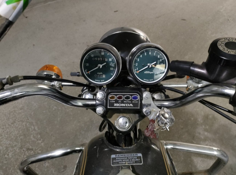 Мотоцикл Honda CB350FOUR з пробігом 5951 m