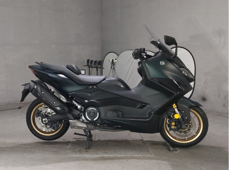 Мотоцикл Yamaha T-MAX560 з пробігом 17207 km