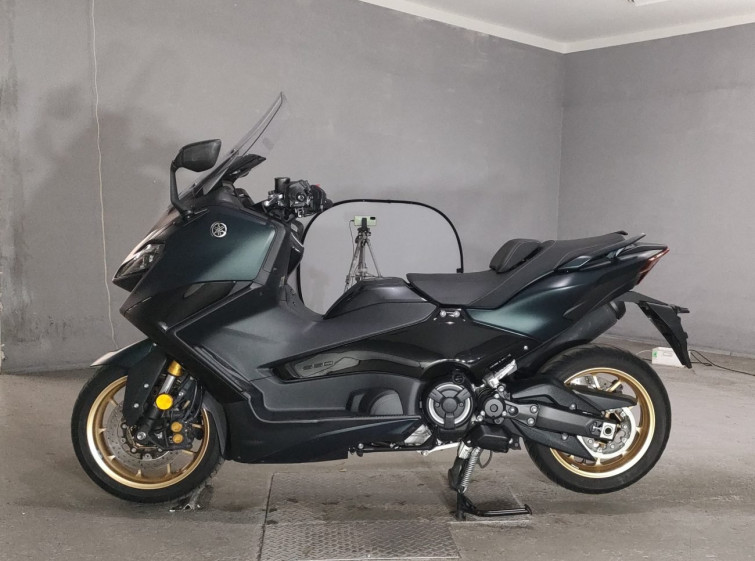 Мотоцикл Yamaha T-MAX560 з пробігом 17207 km