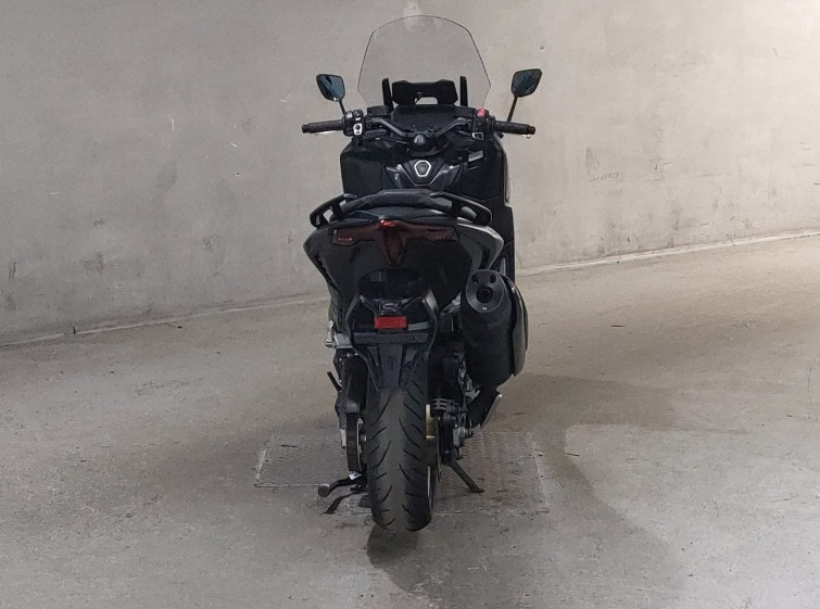 Мотоцикл Yamaha T-MAX560 з пробігом 17207 km