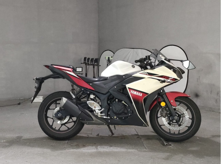 Мотоцикл Yamaha YZF-R25 з пробігом 18819 km