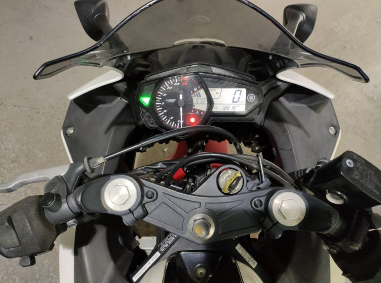 Мотоцикл Yamaha YZF-R25 з пробігом 18819 km