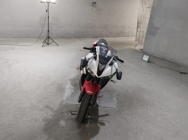 Мотоцикл Yamaha YZF-R25 з пробігом 18819 km