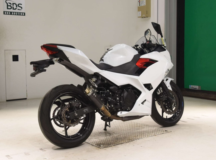 Мотоцикл Kawasaki NINJA400 з пробігом 35888 km