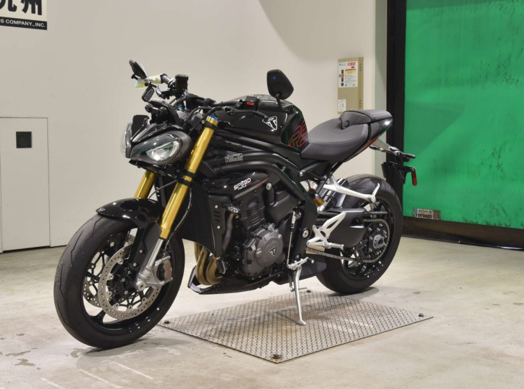 Мотоцикл Triumph SPEED TRIPLE RS с пробегом 198 km