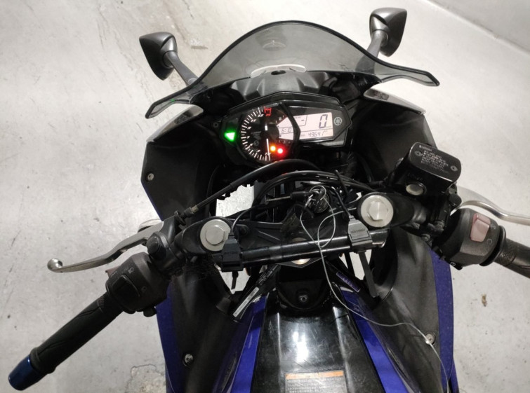 Мотоцикл Yamaha YZF-R25 с пробегом 49641 km