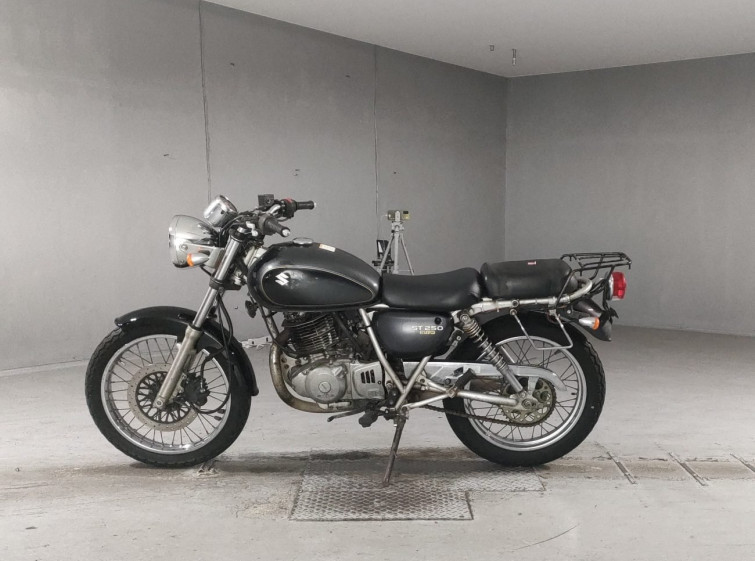 Мотоцикл Suzuki ST250E з пробігом 97183 km