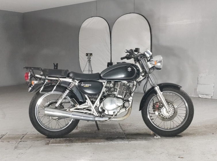 Мотоцикл Suzuki ST250E з пробігом 97183 km