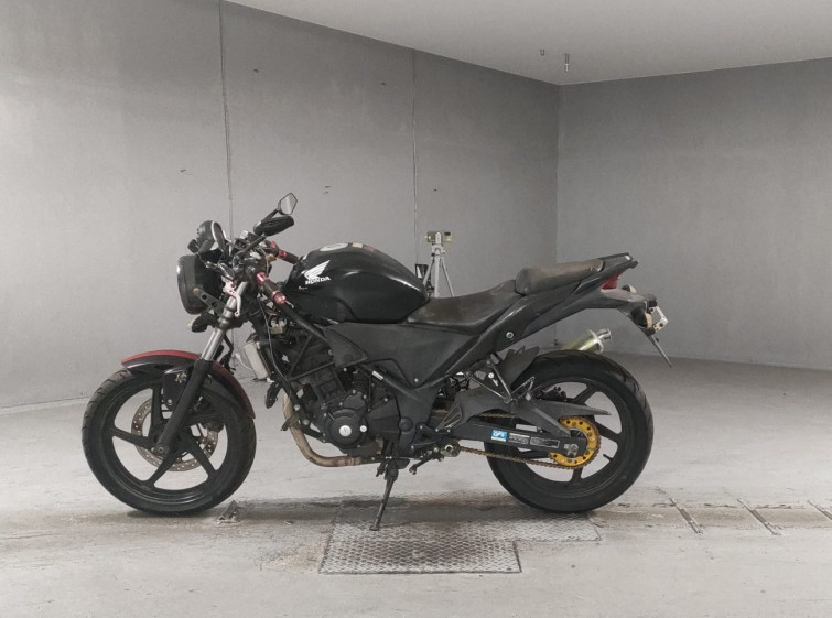 Мотоцикл Honda CBR250R з пробігом 72579 km