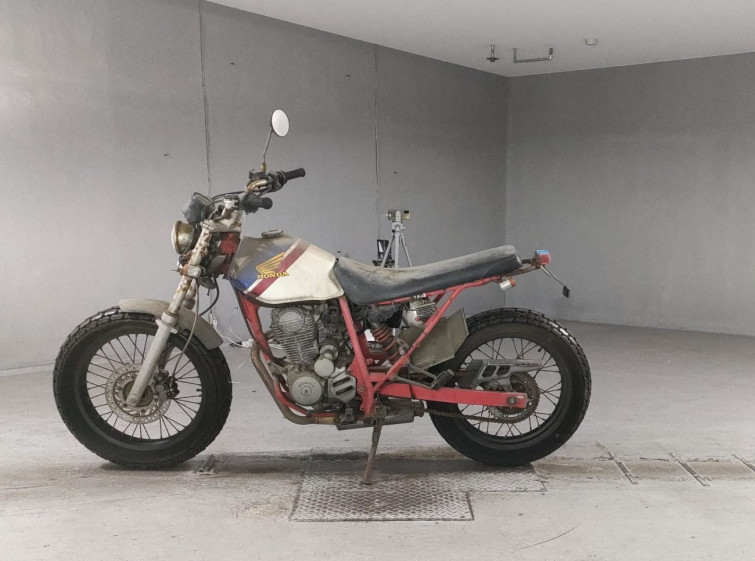 Мотоцикл Honda FTR223 с пробегом 15561 km