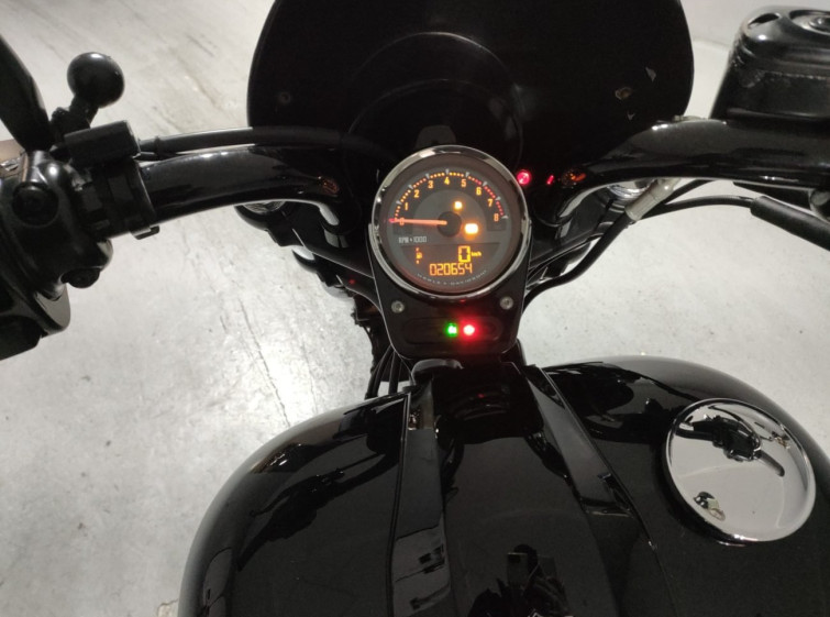 Мотоцикл HD BLACKLINE FXS1580 з пробігом 20654 km