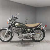 Мотоцикл Yamaha SR400 с пробегом 2887 km