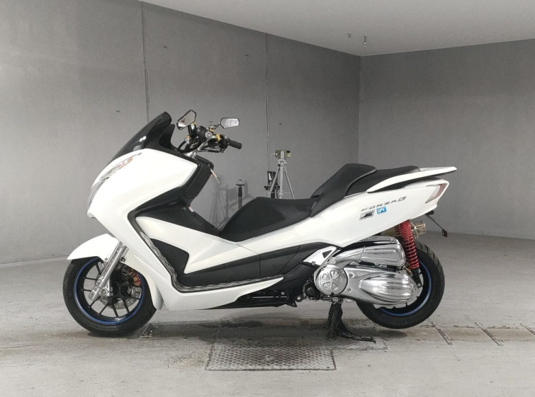 Мотоцикл Honda FORZA SI з пробігом 51006 km