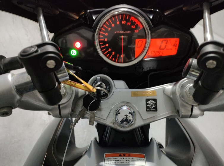 Мотоцикл Suzuki GSR250 с пробегом 17291 km