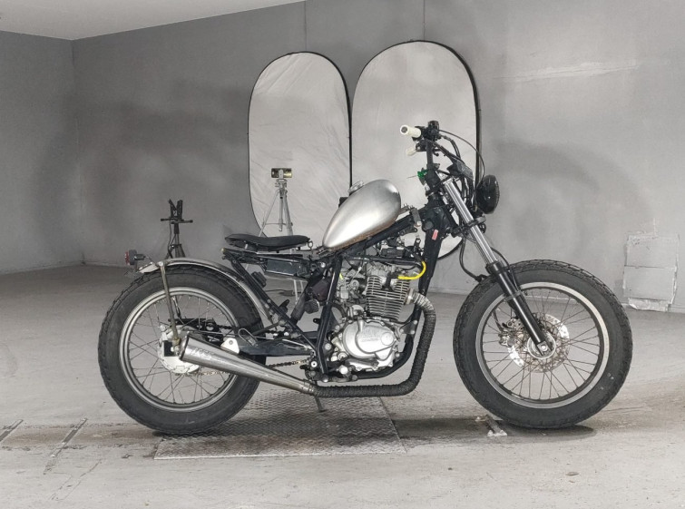 Мотоцикл Honda CBR400R з пробігом 17012 km