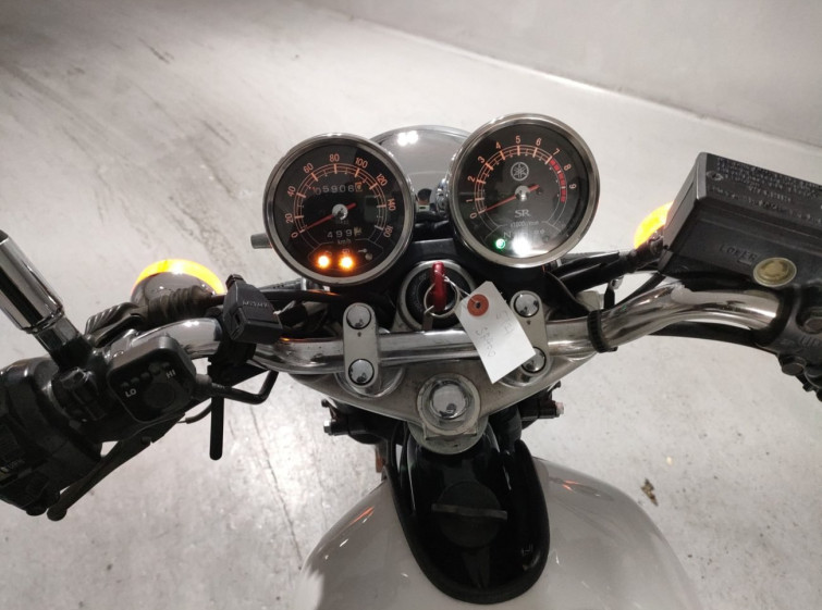 Мотоцикл Yamaha SR400 с пробегом 5906 km