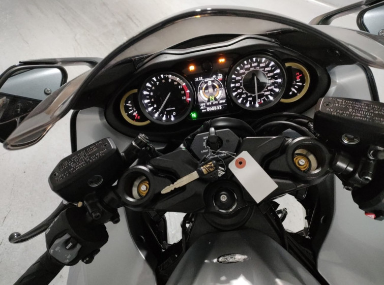 Мотоцикл Suzuki GSX1300R HAYABUSA з пробігом 833 km