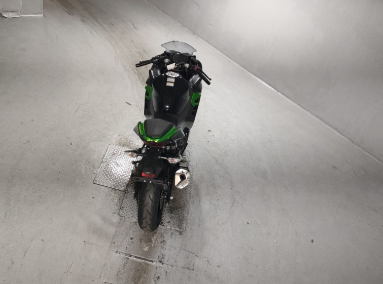 Мотоцикл Kawasaki NINJA400 з пробігом 4586 km