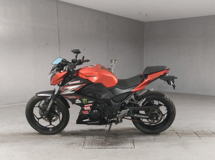 Мотоцикл Kawasaki Z250 з пробігом 7060 km