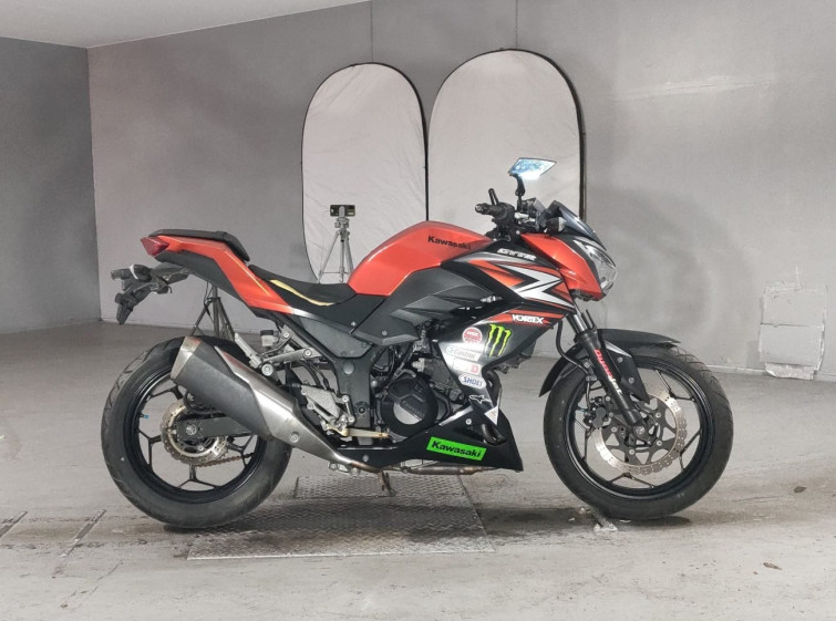 Мотоцикл Kawasaki Z250 з пробігом 7060 km
