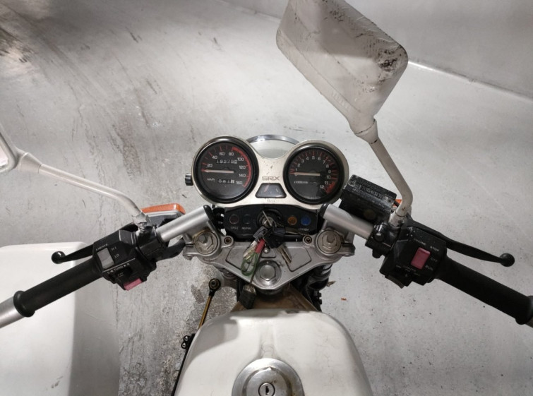 Мотоцикл Yamaha SR250 с пробегом 19279 km