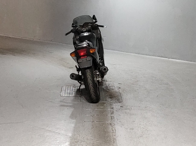 Мотоцикл Kawasaki ZZ-R250 с пробегом 35403 km