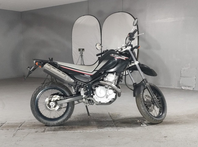 Мотоцикл Yamaha XT250X з пробігом 8976 km