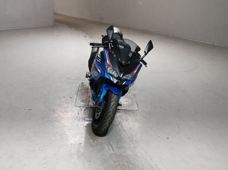 Мотоцикл Kawasaki ninja zx-4r se з пробігом 2579 km