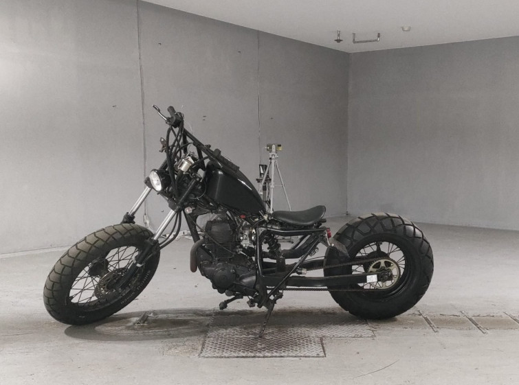 Мотоцикл Yamaha TW200 с пробегом 18340 km