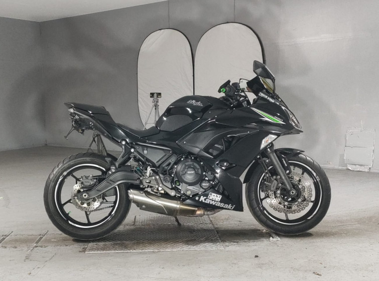 Мотоцикл Kawasaki NINJA650 з пробігом 31102 km