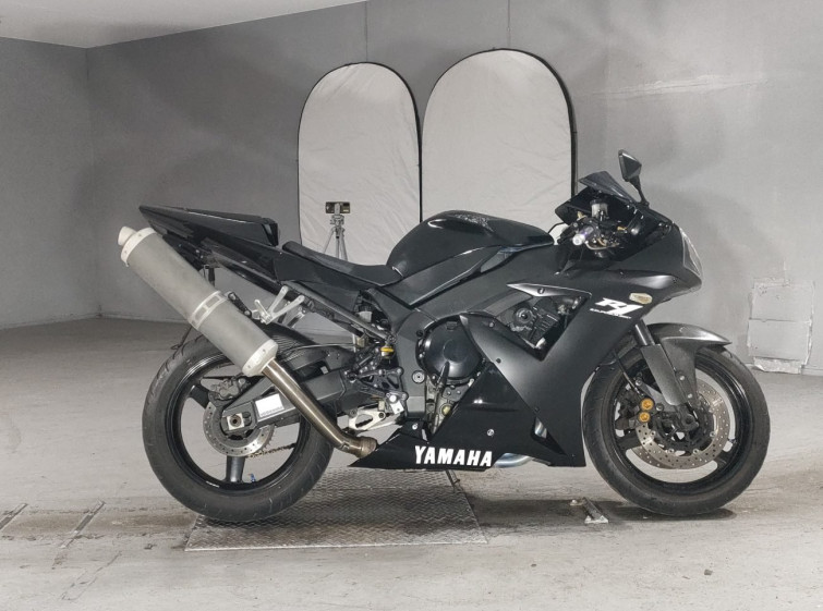 Мотоцикл Yamaha YZF-R1 з пробігом 47634 km