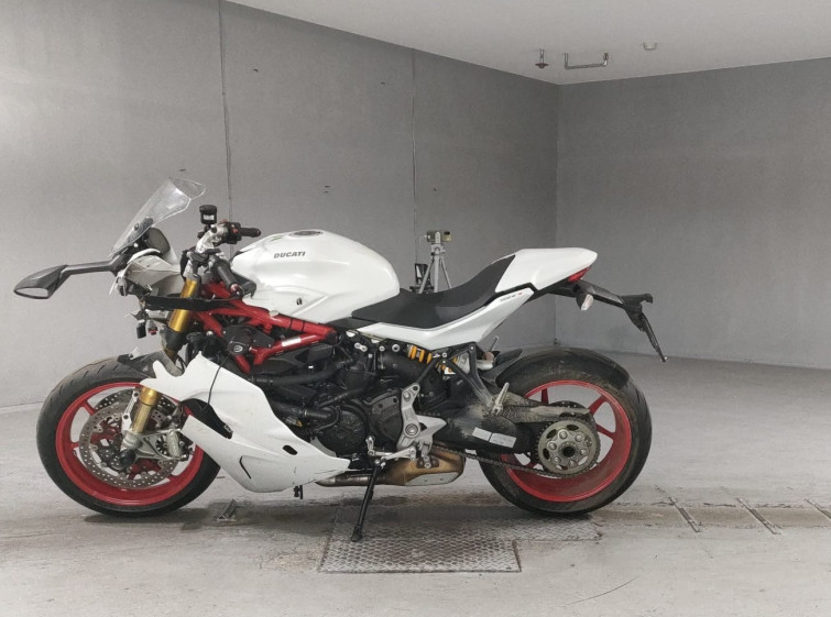 Мотоцикл Ducati SUPERSPORT 950S с пробегом 9037 km