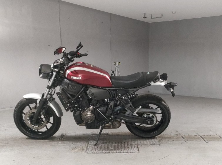 Мотоцикл Yamaha XSR700 с пробегом 4817 km