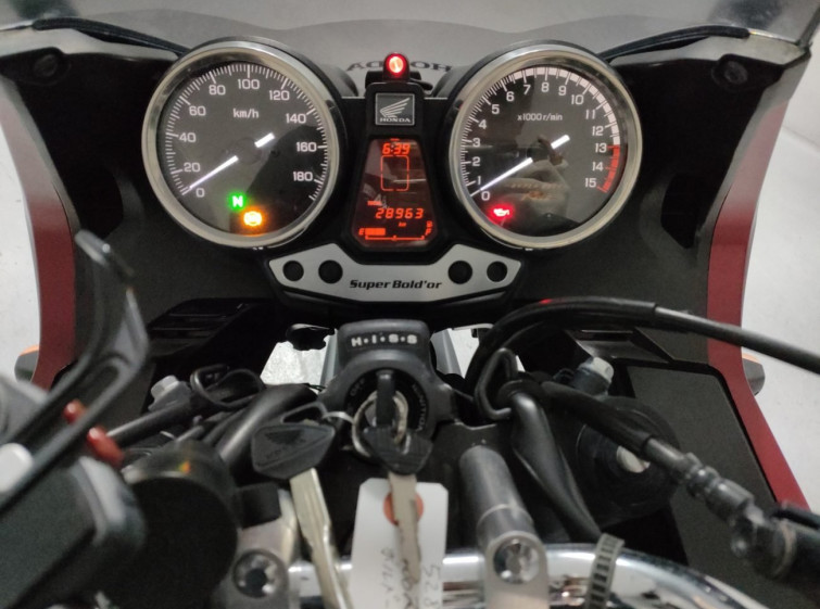 Мотоцикл Honda CB400SFVA с пробегом 28963 km