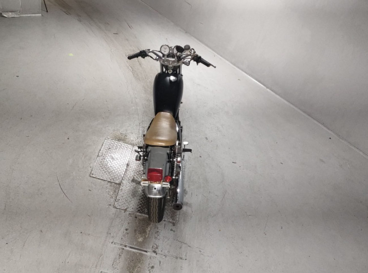 Мотоцикл Yamaha SR400 с пробегом 18247 km