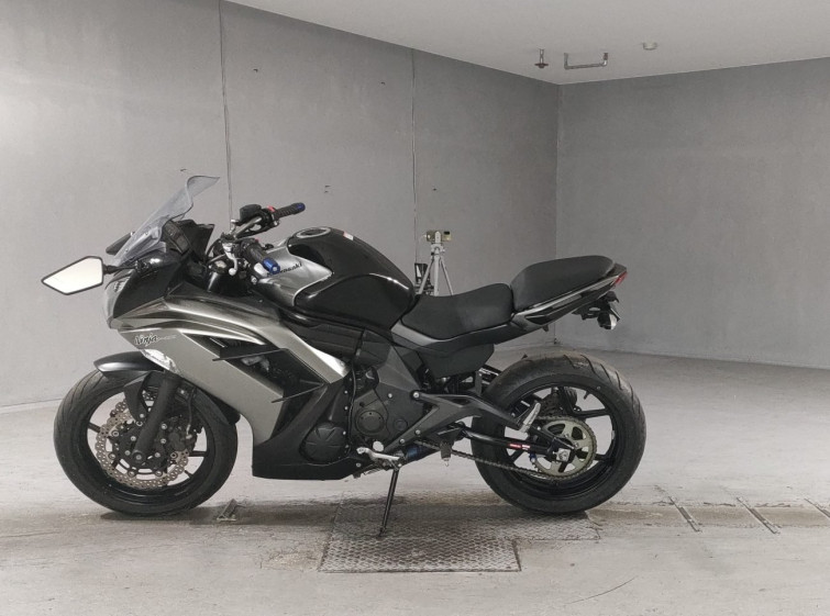 Мотоцикл Kawasaki NINJA400 з пробігом 18066 km