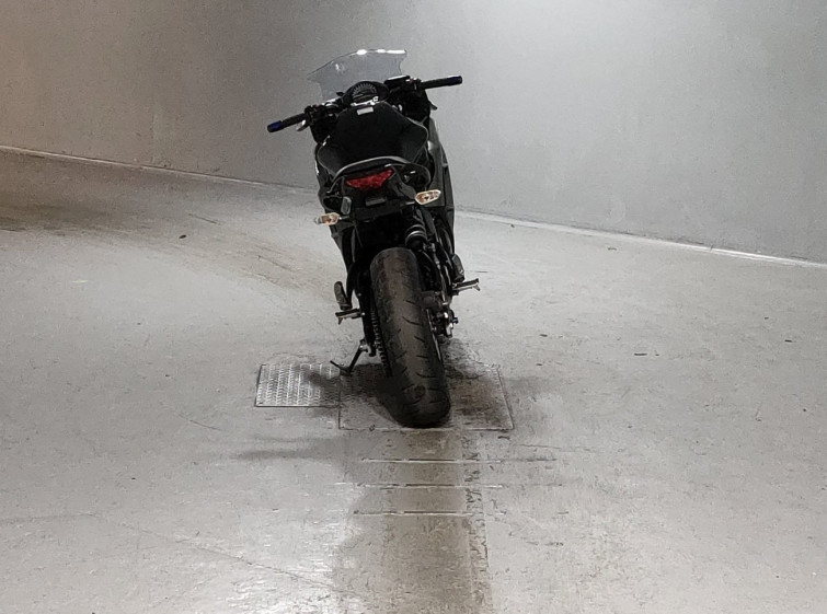 Мотоцикл Kawasaki NINJA400 з пробігом 18066 km