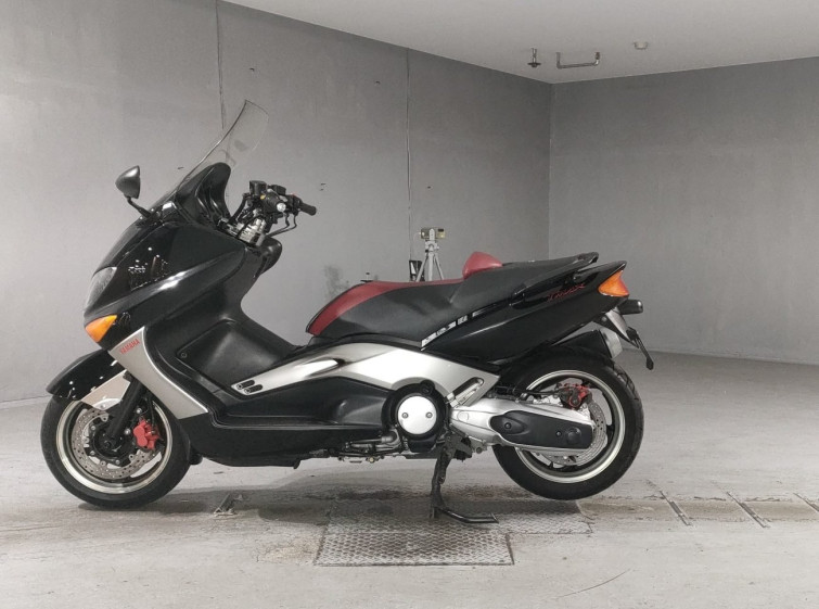 Мотоцикл Yamaha T-MAX500 з пробігом 15407 km