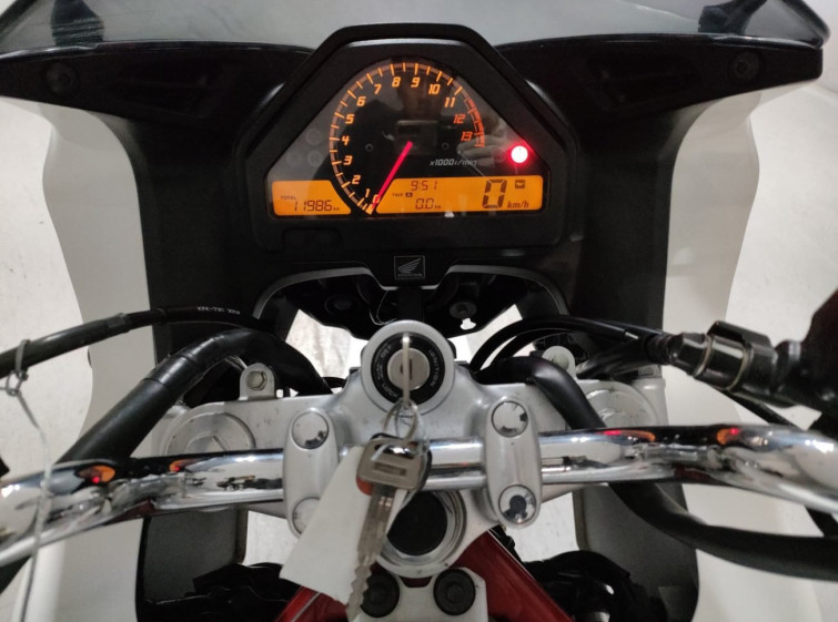 Мотоцикл Honda VTR250F з пробігом 11986 km