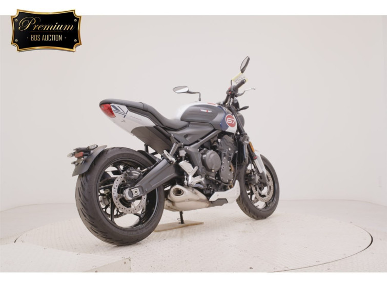 Мотоцикл Triumph TRIDENT660 с пробегом 1963 km