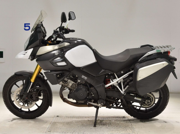 Мотоцикл Suzuki V-STROM DL1000A с пробегом 29050 km
