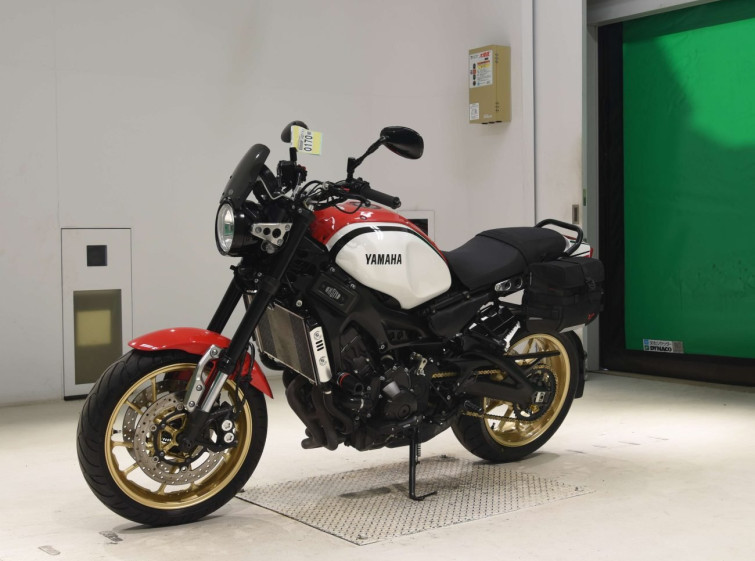 Мотоцикл Yamaha XSR900 с пробегом 26224 km