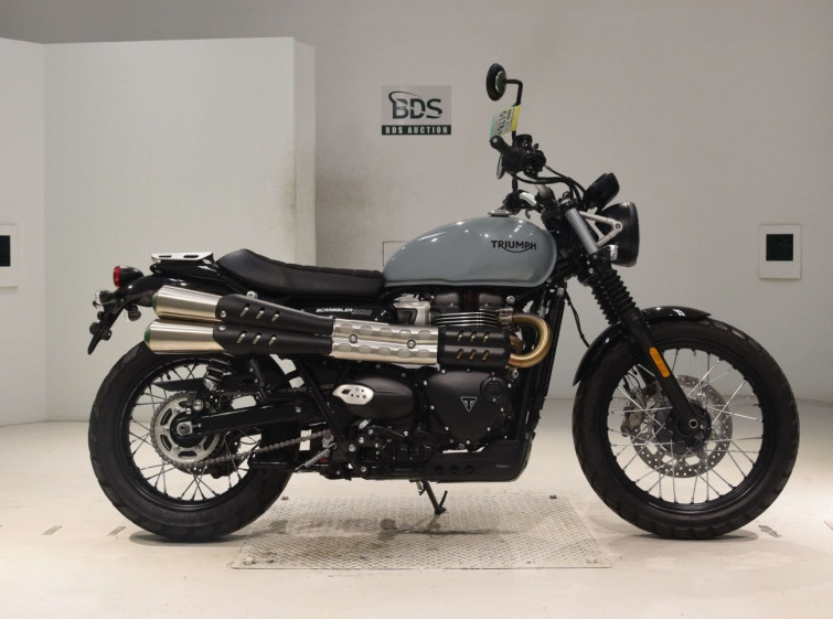 Мотоцикл Triumph SCRAMBLER 900 з пробігом 4809 km