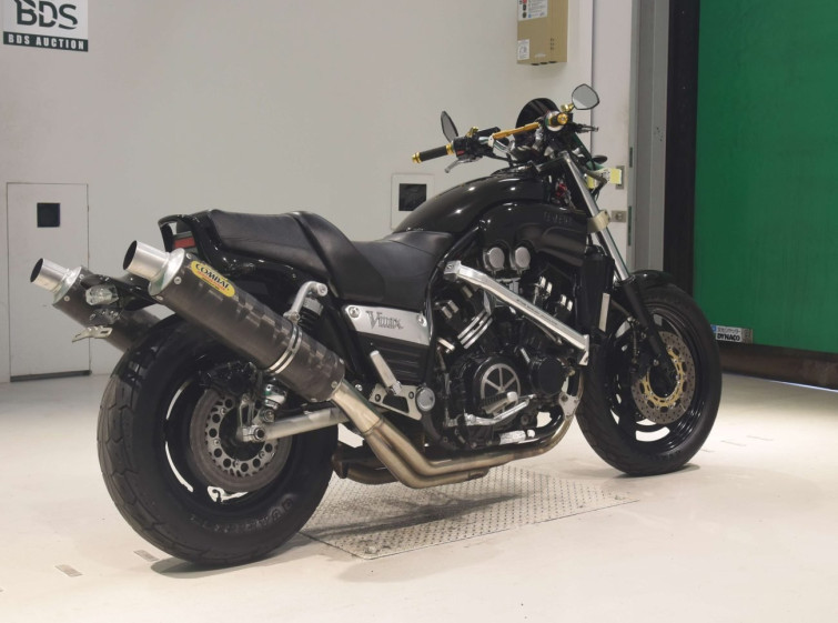 Мотоцикл Yamaha V-MAX1200 с пробегом 23441 km